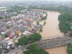 Ratusan-Rumah-di-Bekasi-Terendam-Banjir-Imbas-Hujan-Deras-Seharian